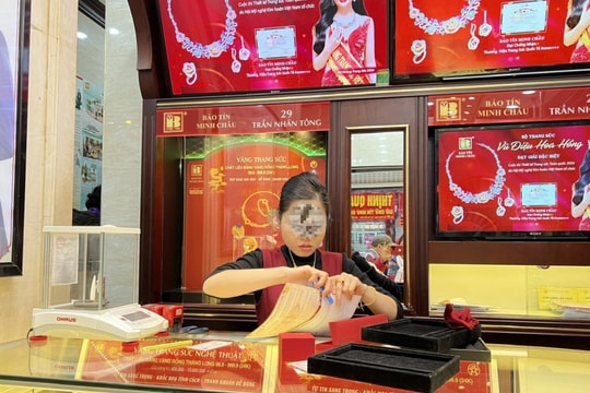 Bảo Tín Minh Châu vi phạm về phòng chống rửa tiền, bán vàng cao hơn giá niêm yết, bị chuyển điều tra