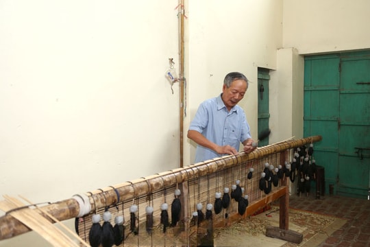 Từ góc sân nhà, nông dân Hà Nam nâng tầm thứ "tinh túy" của làng, vừa giữ được nghề quý, vừa có thu nhập cao