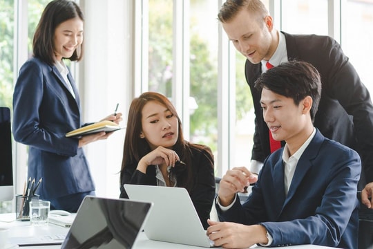 Có một thứ dành cả đời để xây nhưng đôi khi mất chỉ trong một phút, tốt nhất bạn không nên rơi vào tình cảnh ấy