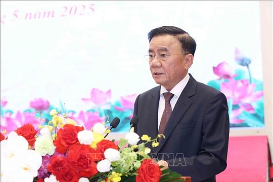 Kết luận của Bộ Chính trị, Ban Bí thư về sắp xếp tổ chức bộ máy và đơn vị hành chính