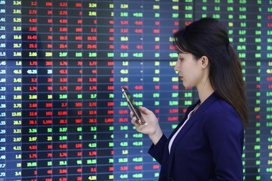 Nhiệt kế thị trường sáng 2/6: VN-Index giằng co, dòng tiền rút khỏi nhóm trụ