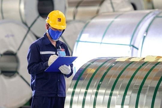 Khẳng định vẫn ổn dù Mỹ tăng thuế lên 50%, cổ phiếu đầu ngành thép này bất ngờ bị bán mạnh