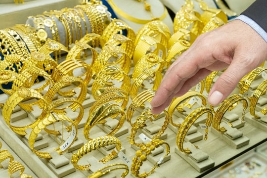 Mua vàng ở đâu thì an toàn?