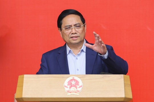 Thủ tướng: Xác định mục tiêu tăng trưởng 2 con số, phát triển nhanh, xanh, bền vững