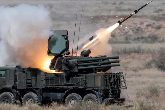 Vũ khí được ca ngợi là ‘lưới lửa’ chống UAV, mang tới 12 quả tên lửa, chỉ cần 6 giây là đủ để tiêu diệt đối thủ