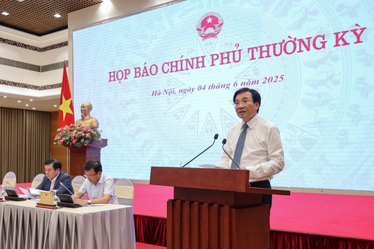 Báo chí là cầu nối quan trọng, đưa hơi thở cuộc sống vào chính sách và đưa chính sách đi vào cuộc sống