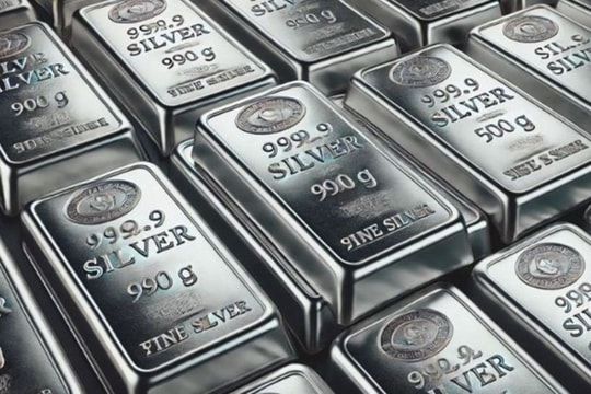 Giá bạc hôm nay 5/6/2025: Tăng không ngừng