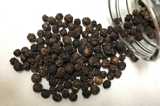 Giá tiêu hôm nay 6/6: Cú "quay đầu" bất ngờ khiến thị trường chao đảo