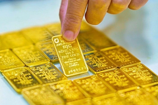 Thị trường kim loại quý hôm nay 7/6/2025: Giá vàng tăng mạnh, bạc 'không đứng ngoài cuộc chơi'