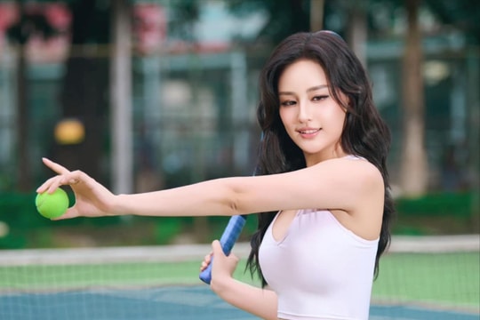 "Hoa hậu chứng khoán" gây choáng với nhan sắc ngày càng thăng hạng, độ giàu khiến nhiều người tò mò