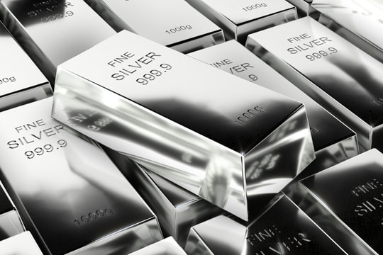 Giá bạc hôm nay 8/6: Cuối tuần giảm mạnh