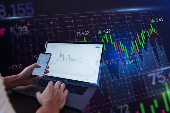 Nhiệt kế thị trường sáng 11/6: VN-Index giằng co nhẹ, FPT và VIC dẫn dắt đà hồi phục