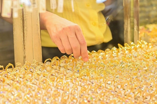 Dự báo giá vàng ngày mai 12/6: Tăng không phanh nhờ một tín hiệu từ Fed