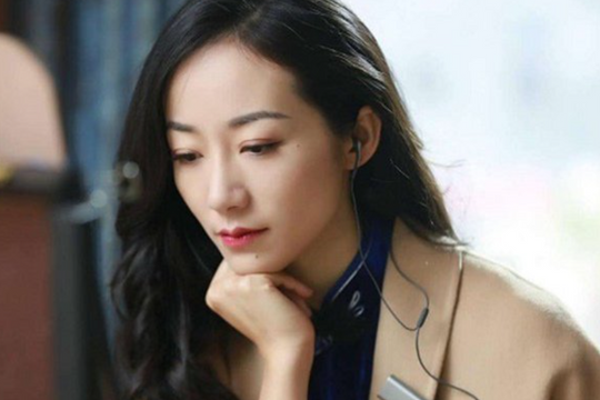 Ở biệt thự rộng 5.000m², BST trang sức vài chục tỷ: Nữ diễn viên này vẫn giữ một bí mật khiến ai cũng tò mò