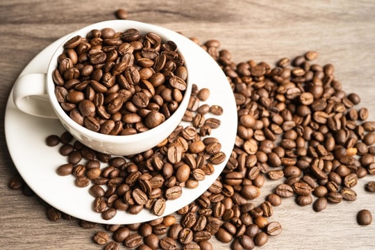 Giá cà phê hôm nay 16/6: Tỉnh nào dẫn đầu "cuộc đua" giữ giá cao nhất?