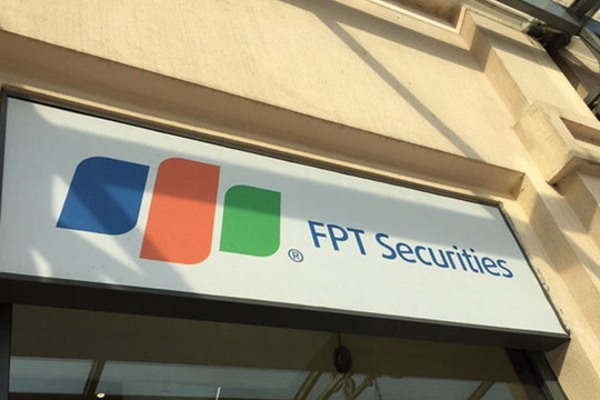 Lãnh đạo Chứng khoán FPT chi hơn 14 tỷ đồng mua cổ phiếu FTS