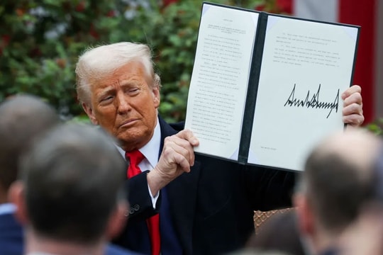 Mỹ giảm thuế cho Anh, doanh nghiệp Việt như VinFast, Hòa Phát, THACO... có lý do để quan tâm