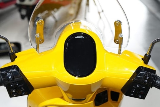 Honda ra mắt mẫu xe máy hoàn toàn mới: Thiết kế châu Âu, công nghệ ngập tràn mà giá "bình dân"