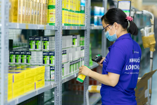 Một cổ phiếu bán lẻ thị giá hơn 200.000 đồng được khuyến nghị mua với upside gần 20%