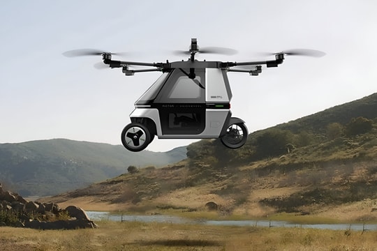 Thế giới xuất hiện mẫu xe máy có thể bay lên trời, vượt tắc đường chỉ trong vài phút