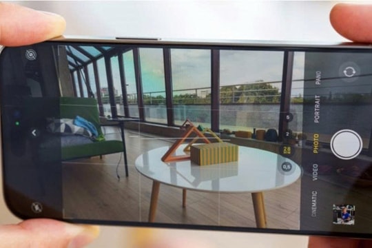 Trải nghiệm "cựu vương" vẫn mạnh giữa năm 2025: Vẫn mượt mà từng cú vuốt, dù không còn là đời mới nhất