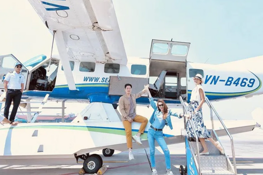 Giọng ca "Cô đơn trên sofa" sống xa hoa trong biệt thự triệu đô, sở hữu loạt siêu xe, phi cơ gây choáng