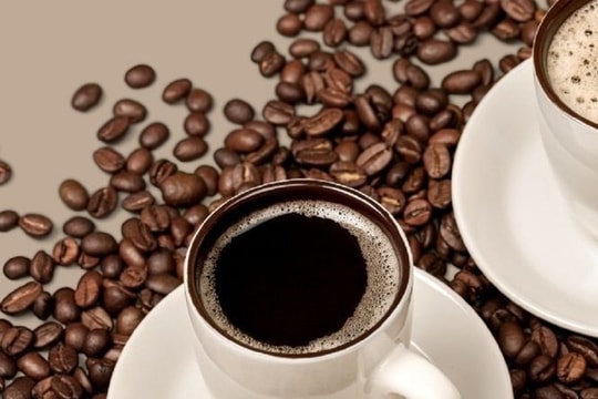 Giá cà phê hôm nay 23/6: Lao dốc mạnh, mất mốc 100.000 đồng/kg tại Tây Nguyên