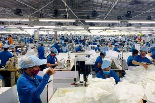 Ông lớn ngành dệt báo lãi gấp đôi sau 6 tháng, cổ phiếu cũng tăng hơn 60%