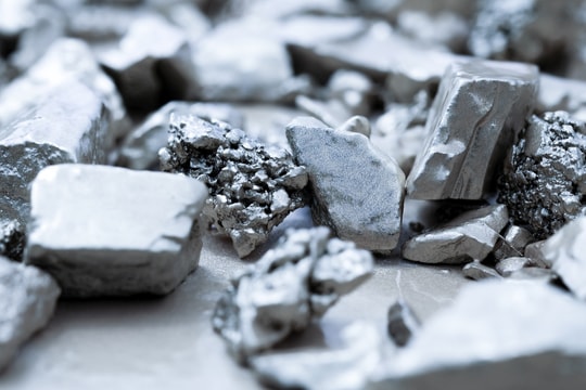 Giá bạc hôm nay 22/6/2025: Đồng loạt giảm sâu