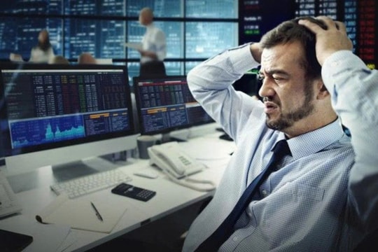 Chào bán cổ phiếu giá chỉ bằng 1/25 thị trường mà vẫn "ế", DN này chạy đua với thời gian để duy trì công ty đại chúng