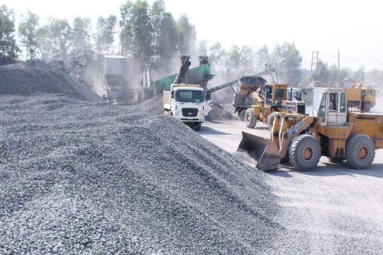 "Xẻ đất" trái phép, một doanh nghiệp ngành đá xây dựng lớn tại Đồng Nai bị xử phạt