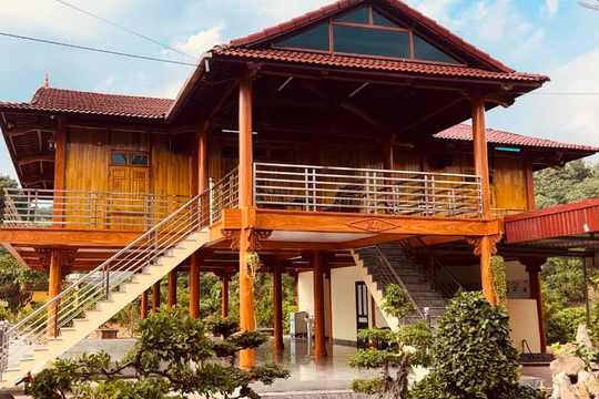 Danh hài gốc Hải Dương ở biệt thự thuê 50 tỷ, hé lộ phong cách sống đơn giản đến bất ngờ