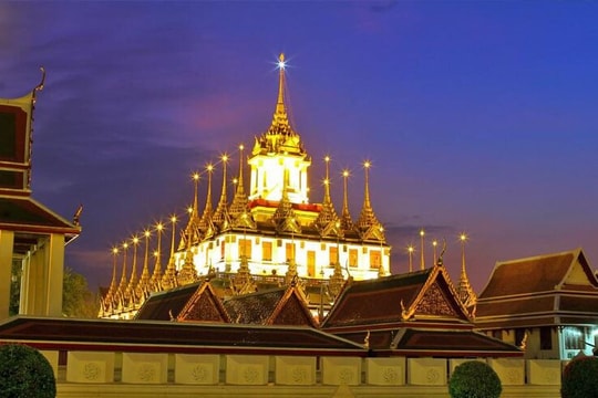 Phát hiện kho báu 1.300 năm tuổi nằm dưới chân tượng Phật cổ nhất Đông Nam Á