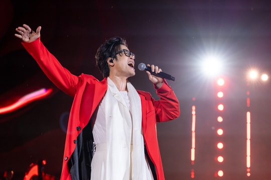 Không chỉ sở hữu tài sản "khủng", nam ca sĩ "sạch nhất Vbiz" có một phong cách sống khiến fan ngưỡng mộ