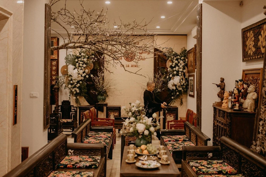 "Vua hài đất Bắc" nổi tiếng sợ vợ sở hữu khối tài sản kếch xù, sống an yên trong biệt phủ 5.000m²