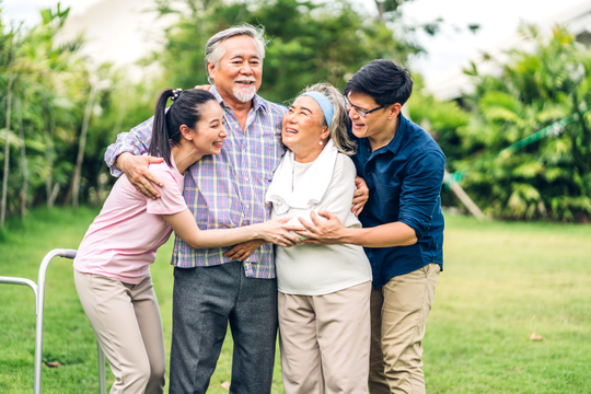 Cẩm nang bảo hiểm: Phân biệt bảo hiểm xã hội và bảo hiểm nhân thọ, hiểu đúng để bảo vệ tài chính hiệu quả