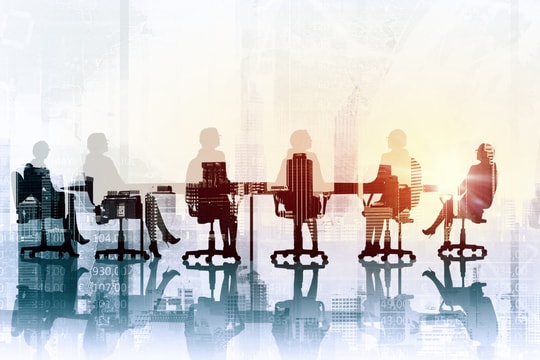 "Sếp lớn" một doanh nghiệp sàn HOSE bất ngờ rút đơn từ nhiệm