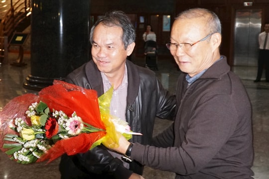 Bầu Đức tính lại phương án đưa các chủ nợ về “chung mâm” với 33.000 nhà đầu tư