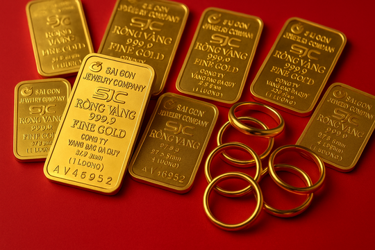 Giá vàng hôm nay 13/7/2025: Lập kỷ lục mới, vàng nhẫn lộ “độ vênh” khó ngờ