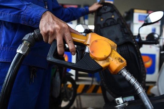 Giá xăng dầu hôm nay 27/6: Tăng phiên thứ hai liên tiếp