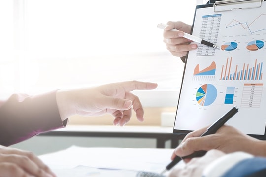 Khối ngoại bán ròng phiên thứ hai liên tiếp, tâm điểm cổ phiếu đầu ngành công nghệ