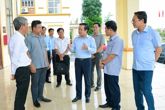 Tâm điểm sáp nhập Ninh Bình, các lãnh đạo cấp cao trực tiếp về cấp xã mới để kiểm tra tiến độ chuẩn bị cho ngày đặc biệt