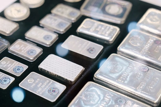 Giá bạc hôm nay 28/6/2025: Bạc Phú Quý tăng không ngừng