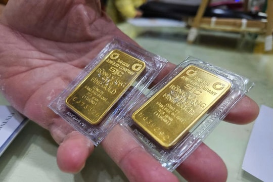 Giá vàng chiều nay 28/6: Mất sức đề kháng, vàng xuyên thủng vùng hỗ trợ