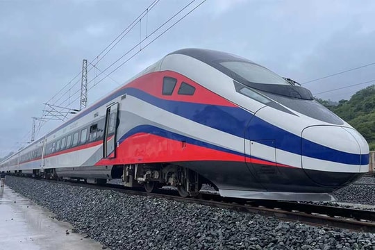 Nhà thầu Trung Quốc làm dự án đường sắt cao tốc chỉ cần 5 năm là hoàn thành