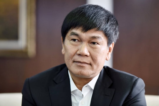 Vừa báo tin vui, Hòa Phát vẫn chịu áp lực từ 'cú đấm kép' đang dần lộ diện