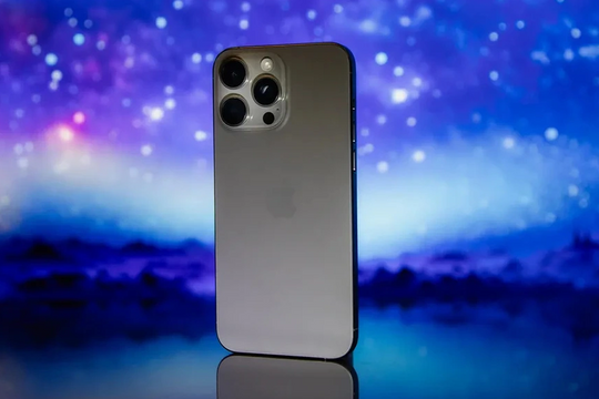 Chiếc iPhone từng khiến người dùng "lăn tăn" nay thành món hời lớn?