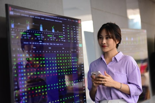 Chứng khoán khởi đầu tháng 7 thuận lợi, công lớn thuộc về cổ phiếu Big 4 ngân hàng