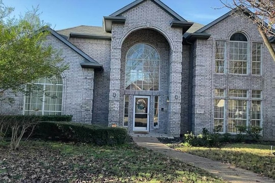 Nam ca sĩ Việt sở hữu tài sản trăm tỷ, nhưng lại chọn phong cách sống kín tiếng đáng ngưỡng mộ