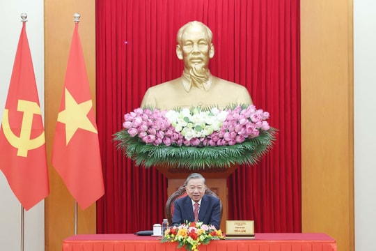 Tổng thống Trump: Hoa Kỳ sẽ cắt giảm đáng kể thuế đối ứng cho nhiều hàng hóa xuất khẩu của Việt Nam